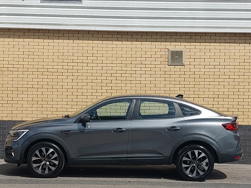 Renault Arkana 1.6 E-tech Hybrid 145 Iconic PJ72EZC Grey #4