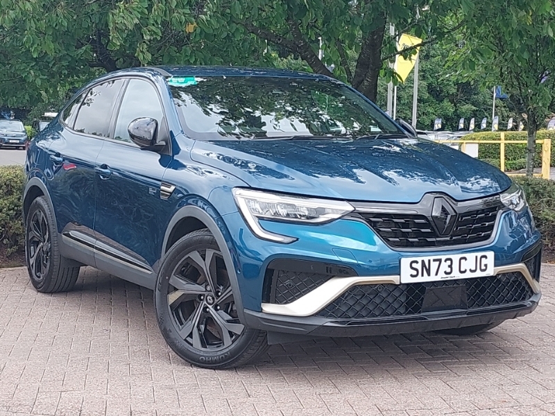 Renault Arkana 1.6 E-tech Full Hybrid 145 Engineered Blue