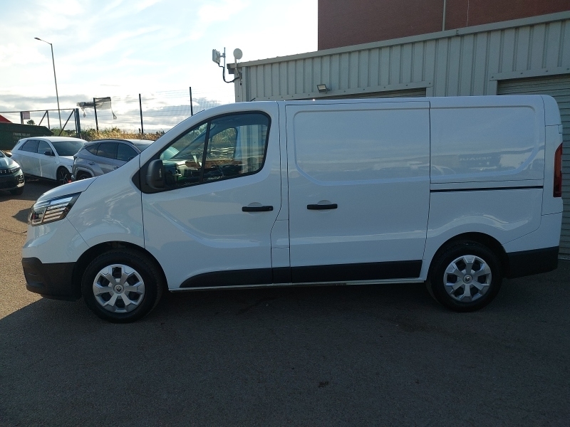 Renault Trafic Sl30 Blue Dci 130 Advance Safety Van White #4