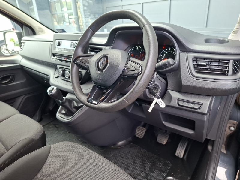 Renault Trafic Sl28 Energy Dci 145 Business 9 Seater Grey #3