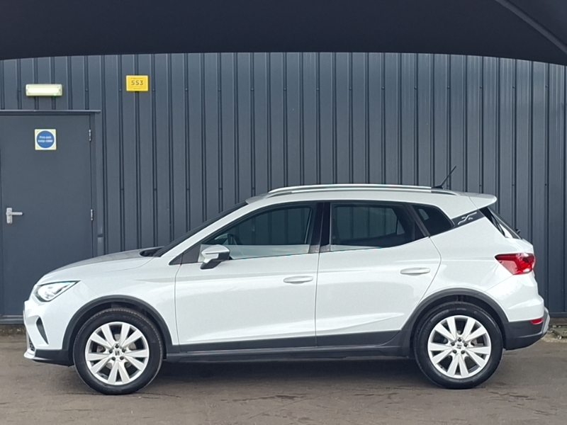 Seat Arona 1.0 Tsi 110 Xperience White #4