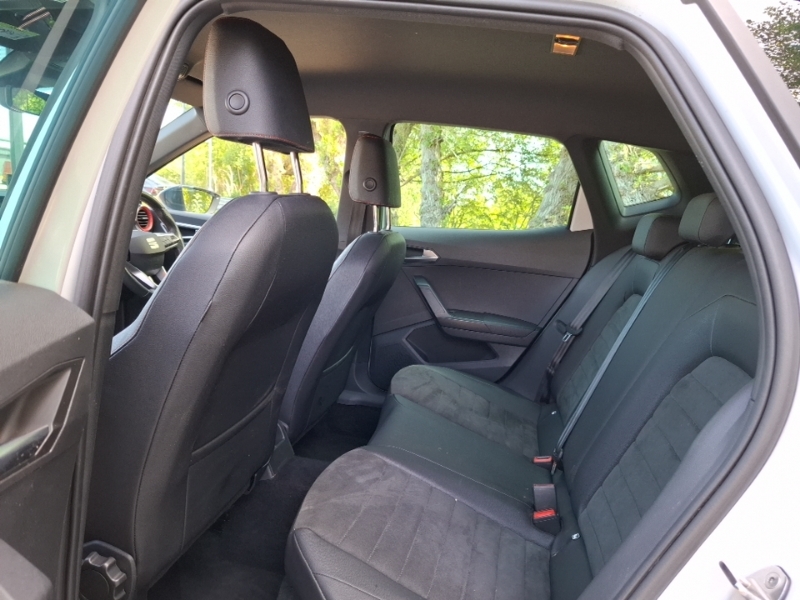 Seat Arona 1.0 Tsi 115 Fr Sport Dsg White #5