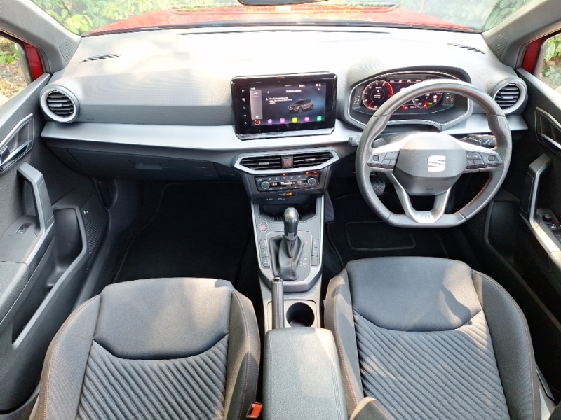 Seat Arona 1.0 Tsi 115 Fr Limited Edition Dsg Red #3