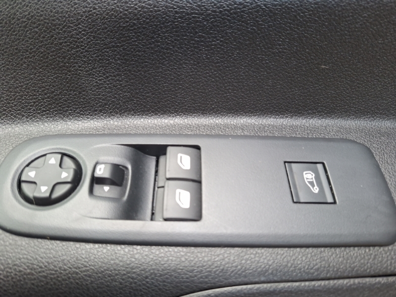 Toyota Proace City 1.5 Bluehdi Icon Short Panel Van Black #15