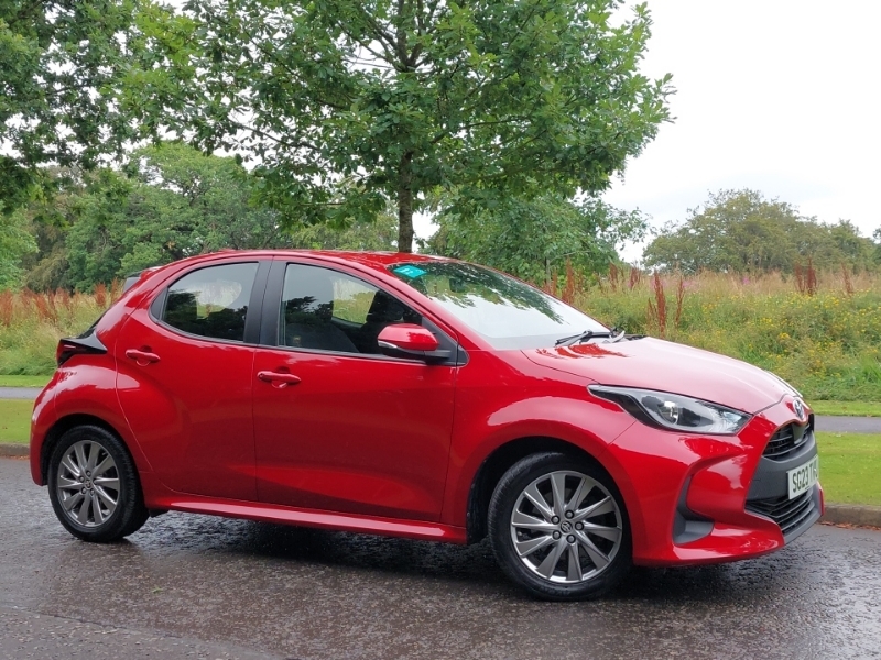 Toyota Yaris 1.5 Hybrid Icon Cvt Red #5