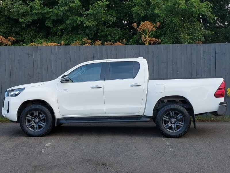 Toyota HILUX Icon Dcab Pick Up 2.4 D-4d White #4