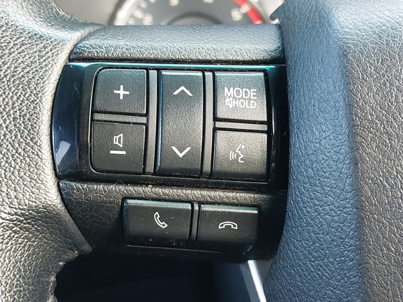 Toyota HILUX Invincible X Dcab Pup 2.8 D-4d 3.5T Tow Blue #12
