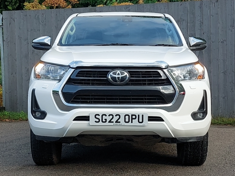 Toyota HILUX Invincible X Dcab Pup 2.8 D-4d 3.5T Tow Blue #13