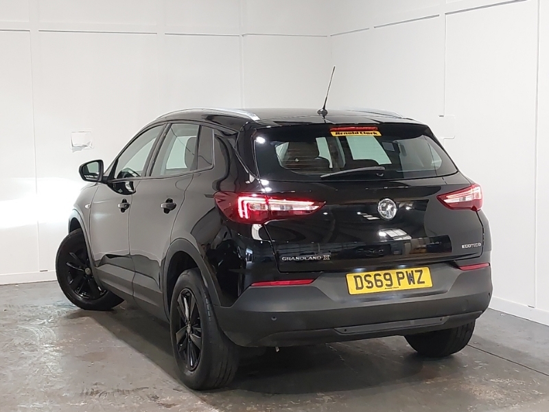 Vauxhall Grandland X 1.5 Turbo D Se Black #2