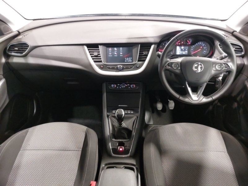 Vauxhall Grandland X 1.5 Turbo D Se Black #3