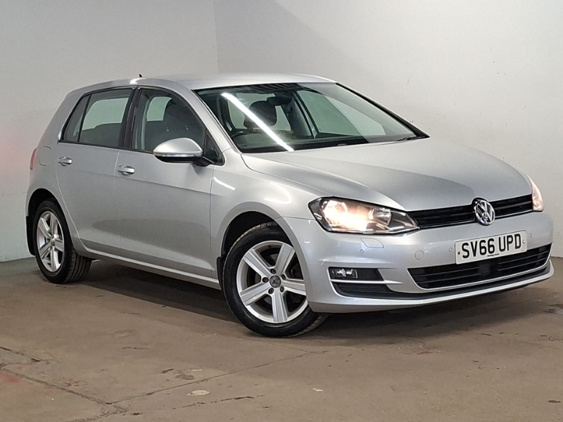 Volkswagen Golf 1.6 Tdi 110 Match Edition Silver