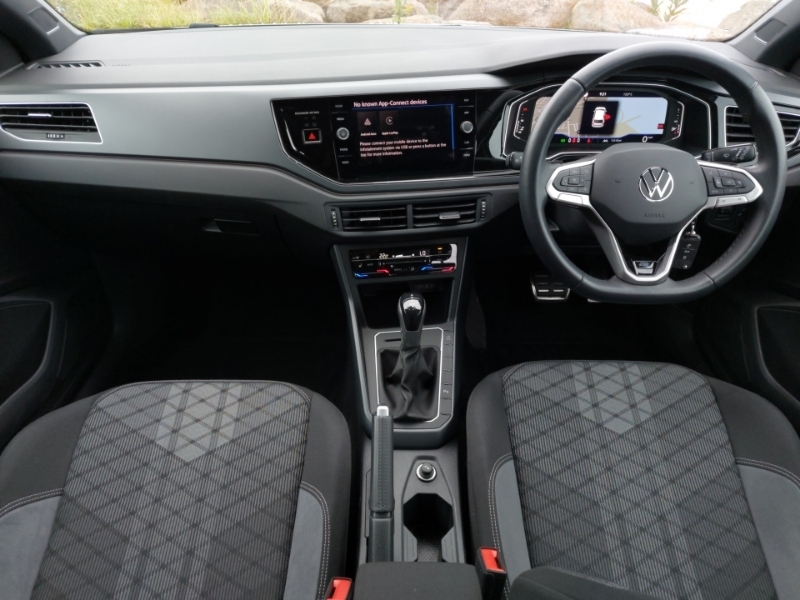 Volkswagen Polo Match 1.0 Tsi 95Ps 7-Speed Dsg Black #3