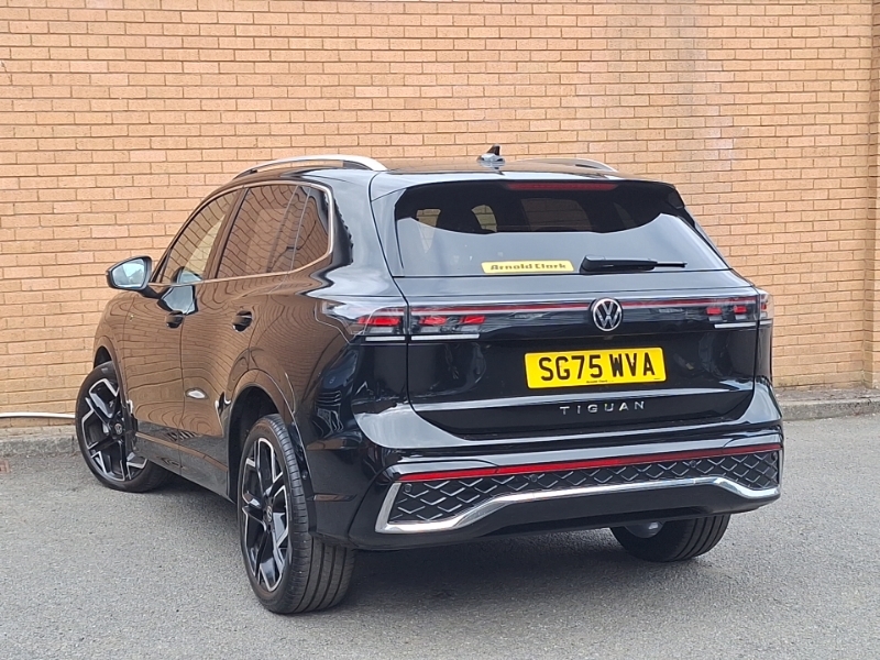 Volkswagen Tiguan 1.5 Etsi 150 R-line Dsg Grey #2