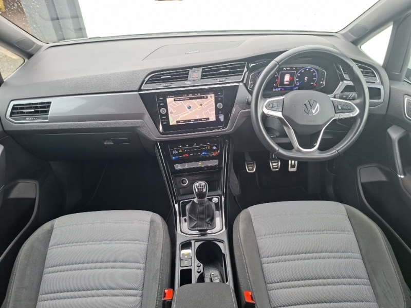 Volkswagen Touran 1.5 Tsi Evo R-line White #3