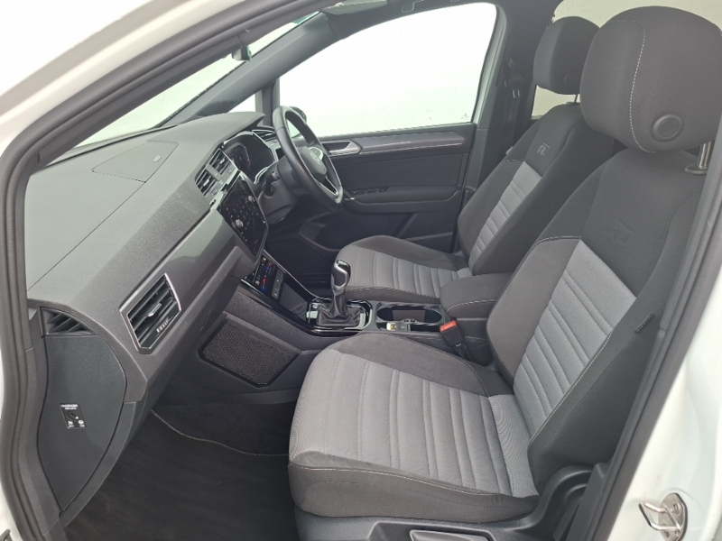 Volkswagen Touran 1.5 Tsi Evo R-line White #5