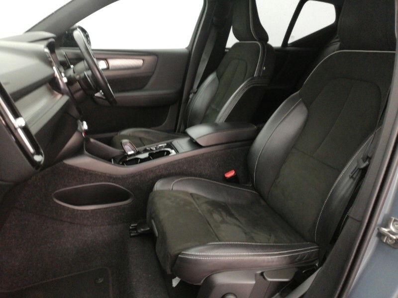 Volvo XC40 2.0 T4 R Design Pro Geartronic Grey #5