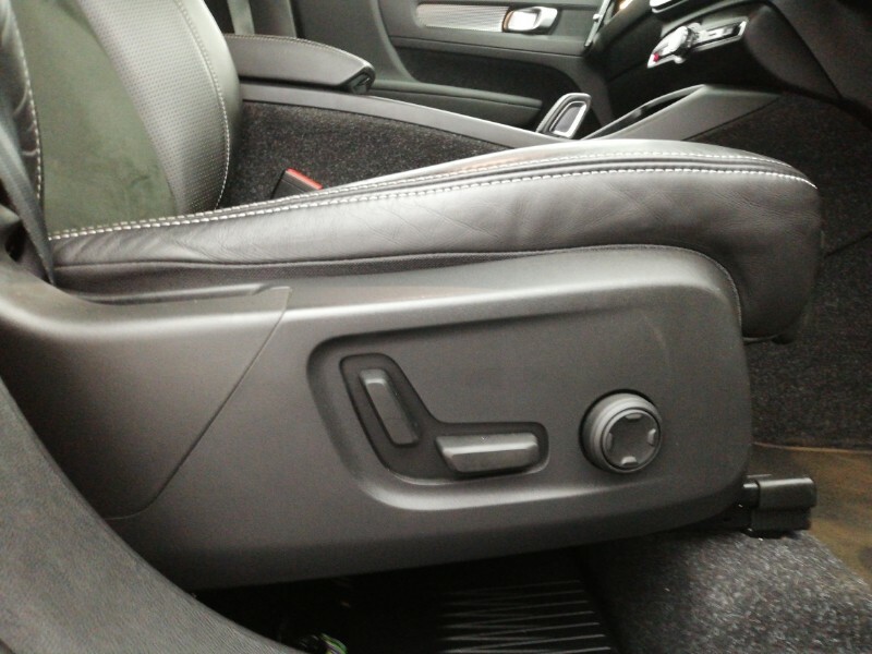 Volvo XC40 2.0 T4 Inscription Pro Suv Euro 6 Blue #18
