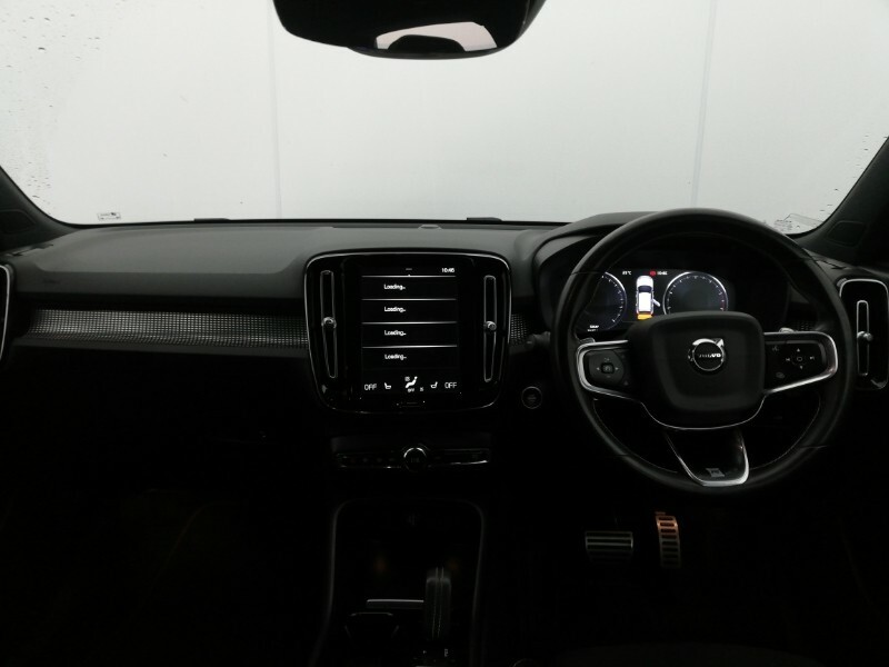 Volvo XC40 2.0 T4 R Design Pro Geartronic Grey #3