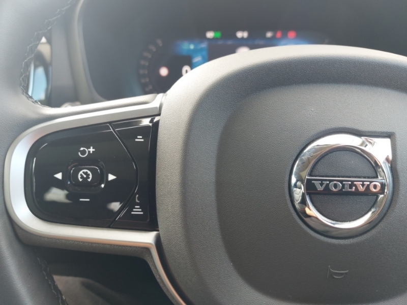 Volvo V60 B4 P Ultra Dark Sunroof, Harmankardon Sound, 3 Black #12