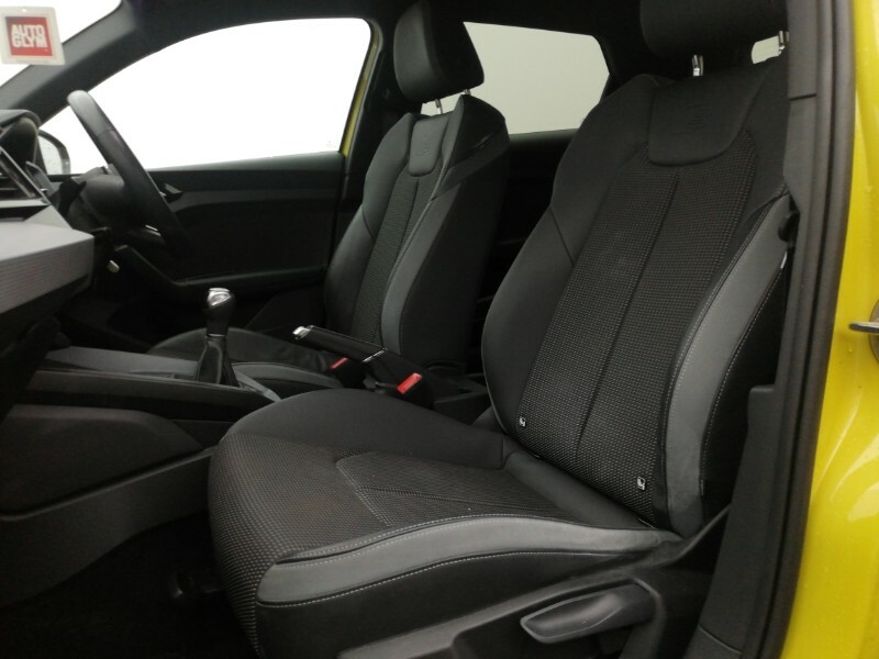 Audi A1 30 Tfsi 110 Black Edition Yellow #5