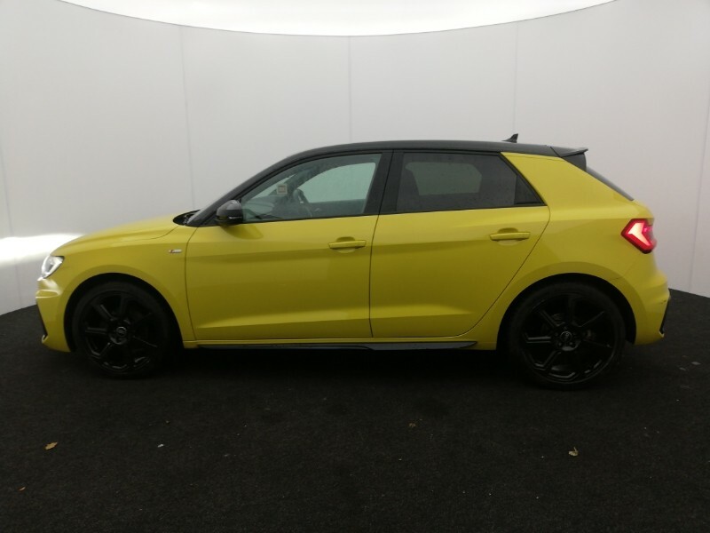 Audi A1 30 Tfsi 110 Black Edition Yellow #4