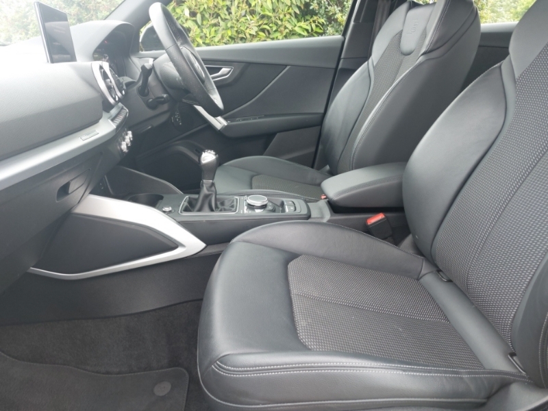 Audi Q2 35 Tfsi S Line Black #5