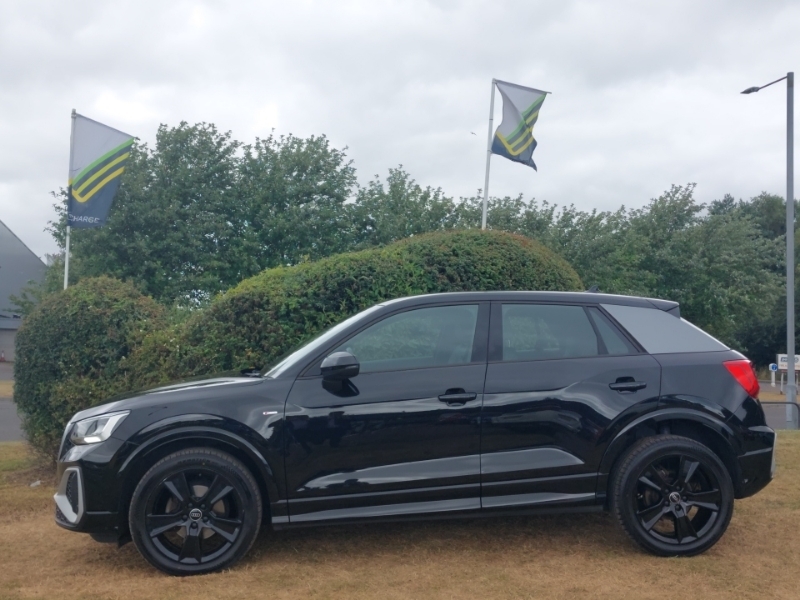 Audi Q2 35 Tfsi S Line Black #4