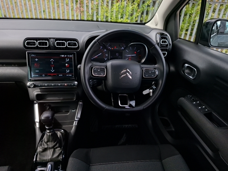 Citroen C3 Aircross 1.2 Puretech Shine Euro 6 Ss Red #8