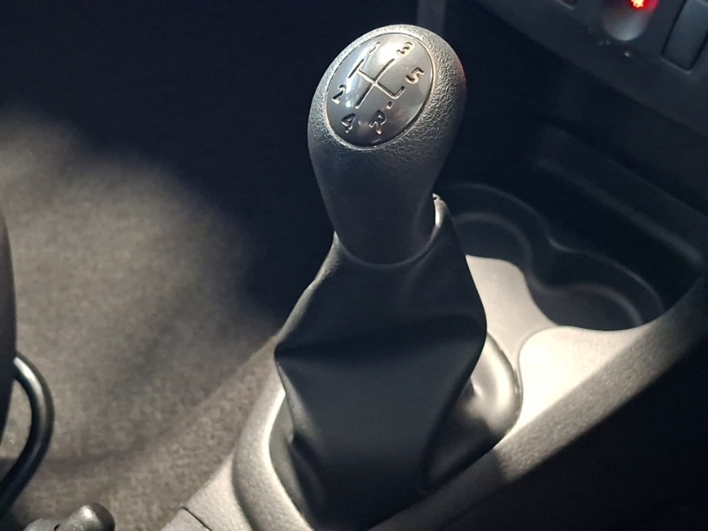Dacia Sandero 0.9 Tce Comfort Euro 6 S S 7 382 Car Details  #9