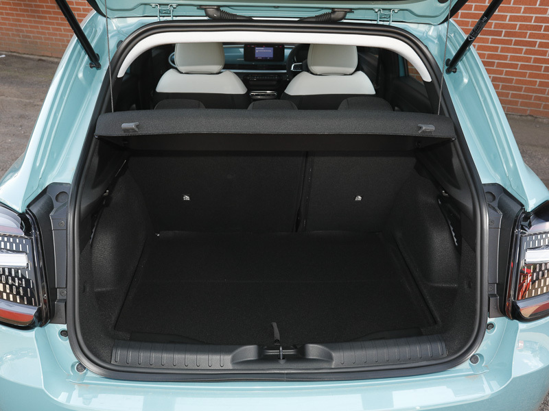 Fiat 600 Fiat 600 Hybrid 48V White #19