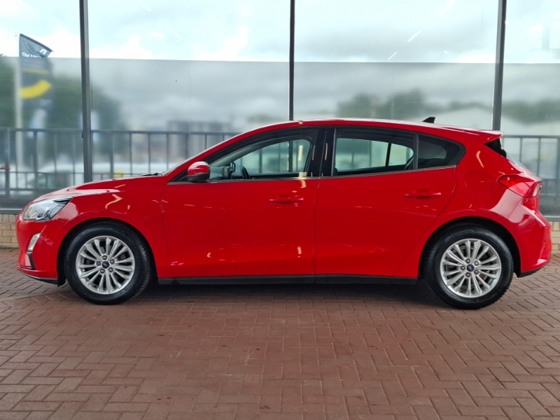 Ford Focus 1.5 Ecoblue 120 Titanium Edition ND21RBV Red #4