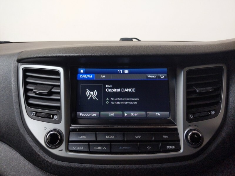 Hyundai Tucson 1.6 Gdi Blue Drive Se Nav 2Wd Estate Red #14