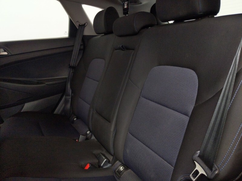Hyundai Tucson 1.6 Gdi Blue Drive Se Nav 2Wd Red #6