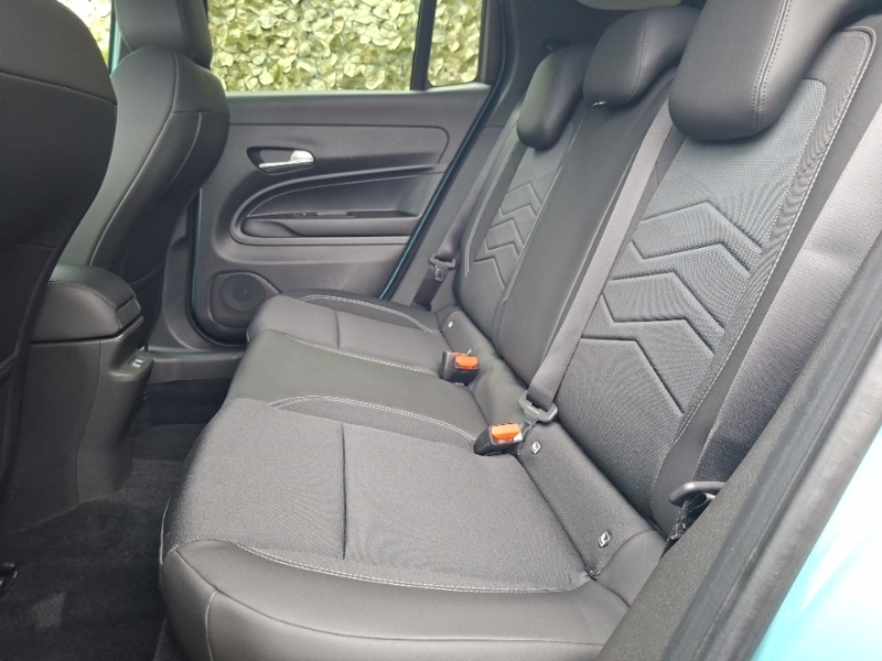 Jeep Avenger 1.2 E-hybrid Summit Dct ST75EJL Blue #6