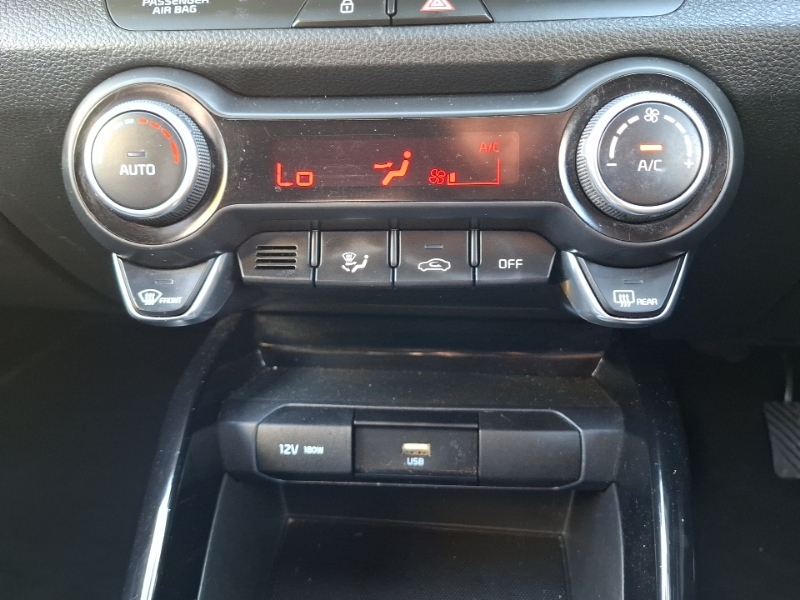 Kia Stonic 1.0 T Gdi Mhev Gt Line Suv Hybrid Manua White #15