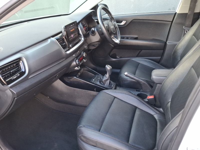 Kia Stonic 1.0T Gdi 48V 3 White #5