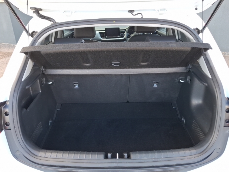 Kia Stonic 1.0 T Gdi Mhev Gt Line Suv Hybrid Manua White #18