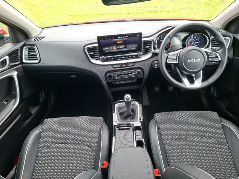 Kia Xceed 1.5T Gdi Isg 3 Red #3