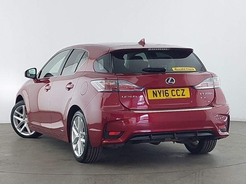 Lexus CT 200H 1.8 Advance Cvt Red #2