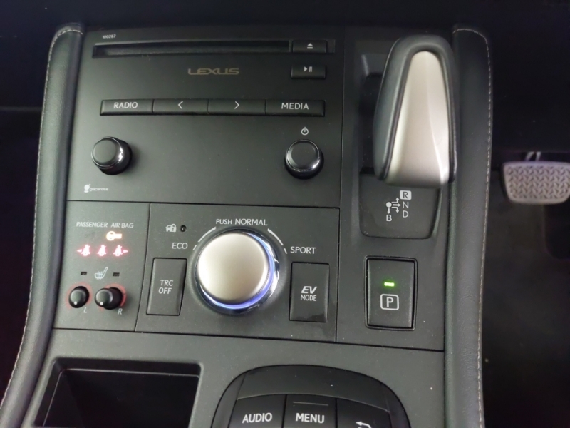 Lexus CT 200H F Sport 1.8 200H F Sport White #9