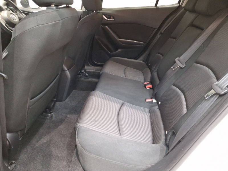 Mazda 3 2.0 Se-l Nav White #6