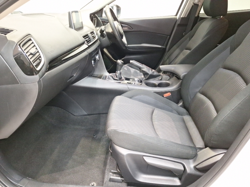 Mazda 3 2.0 Se-l Nav White #5