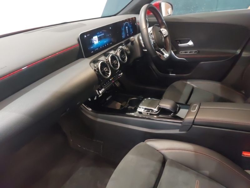 Mercedes-Benz A Class A200 Amg Line Executive Red #5