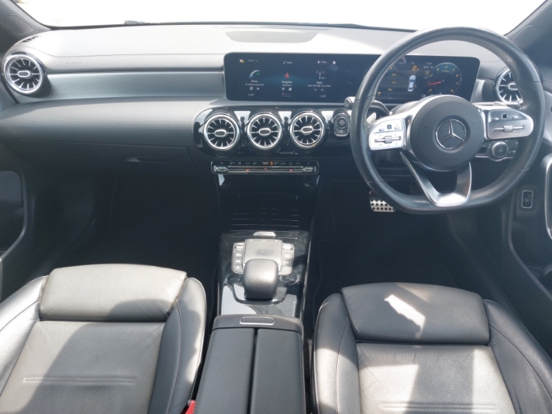 Mercedes-Benz CLA Class Cla 180 Amg Line Premium Plus Tip White #3