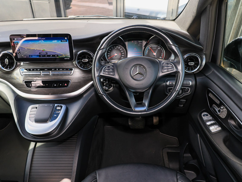 Mercedes-Benz EQV 300 150 Kw Sport 90 Kwh Silver #7