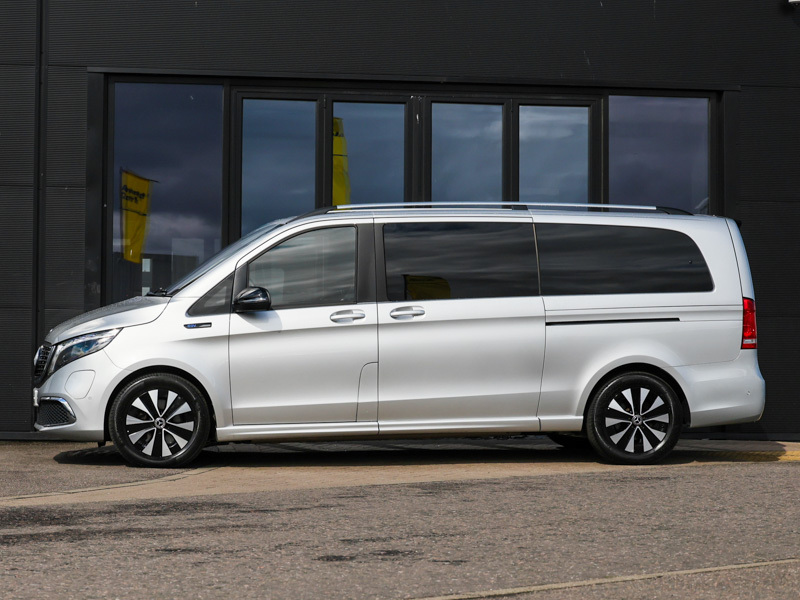 Mercedes-Benz EQV Eqv 300 150 Kw Sport Premium 90 Kwh Silver #4