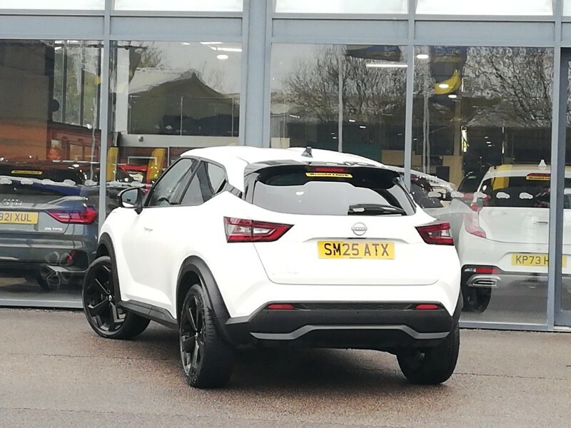 Nissan Juke 1.0 Dig-t Tekna Dct White #2