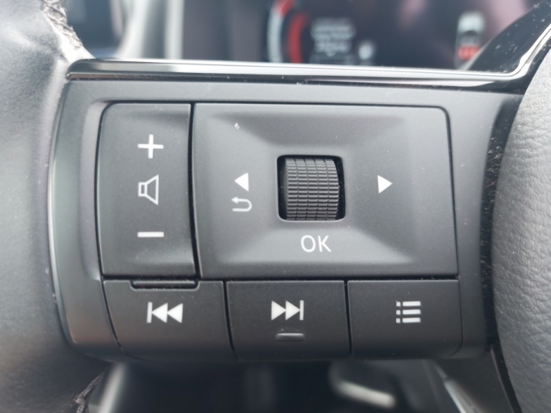 Nissan Qashqai 1.3 Dig-t Mh 158 N-connecta X-tronic With Sat Grey #12