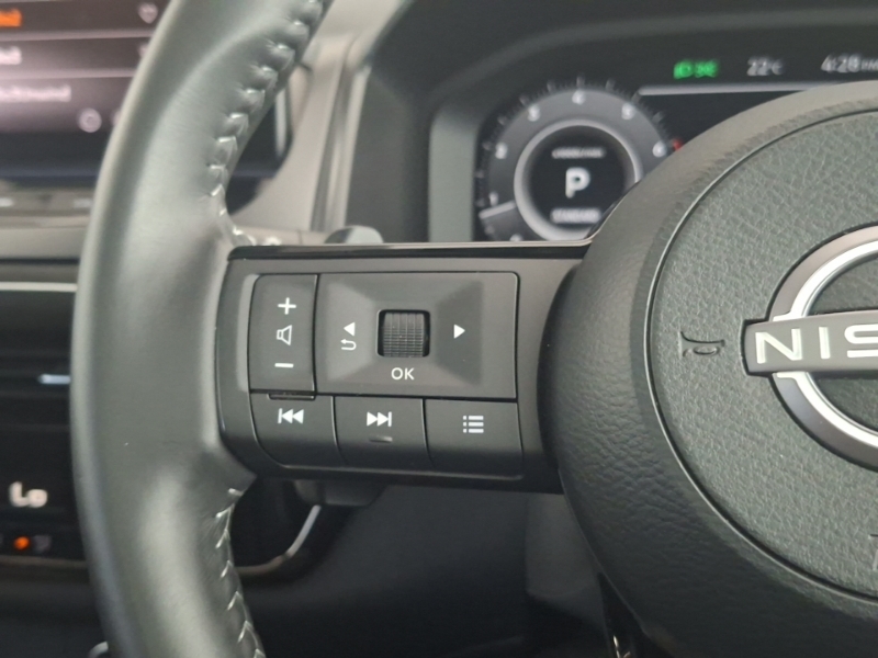 Nissan Qashqai 1.3 Dig-t Mh 158 N-connecta Glass Rf Xtronic Silver #12