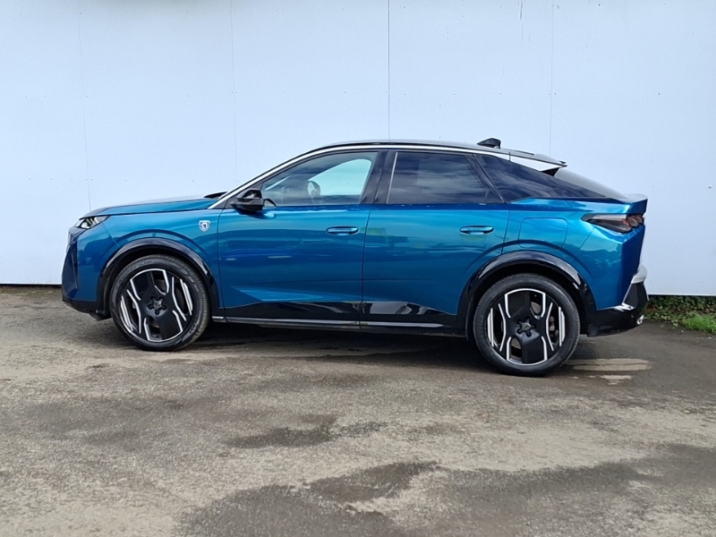 Peugeot 3008 157Kw Gt 73Kwh Blue #4